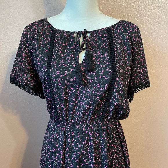 Collective Concepts Floral Tiered Dress - Picture 2 of 4